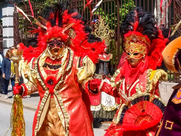 Lugano Suiza Abril 2017 Máscaras Venecianas Expuestas Lugano Con Bailes — Foto de Stock