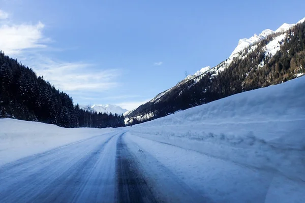 Valle Bedretto Švýcarsko Zasněžené Zimní Panorama Údolí — Stock fotografie