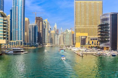 Dubai Marina Rıhtımı Gökdeleni, Dubai Marina, Birleşik Arap Emirlikleri 'nde İkamet ve İş Skyline