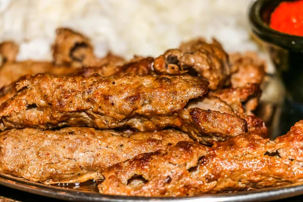 Grillezett Csirke Kabab Tekercs Párolt Rizzsel — Stock Fotó