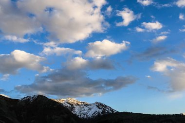 Dramatik Bulutlu Gökyüzü ve Gök Gürültüsü, Arap Denizi üzerindeki Bulut