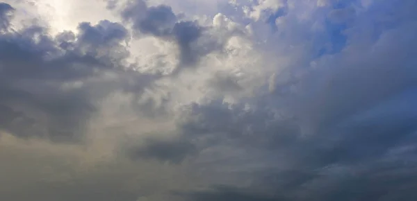 Dramático Céu Nublado Trovoada Paisagem Nublada Sobre Mar Arábico — Fotografia de Stock