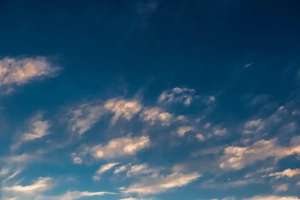 劇的な曇りの空と雷雨 アラビア海の上のCloudscape — ストック写真