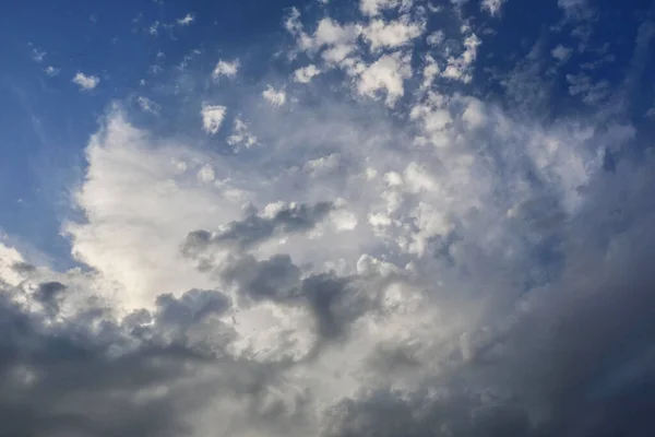 Dramático Céu Nublado Trovoada Paisagem Nublada Sobre Mar Arábico — Fotografia de Stock