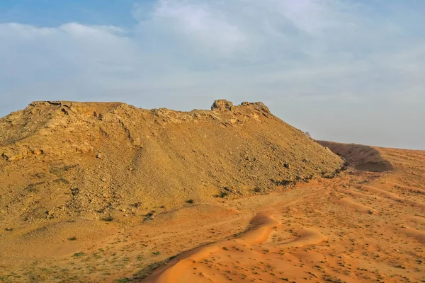 阿拉伯联合酋长国Ras Khaimah的Mud山 以干旱和岩石山脉为特点的Jabal Jais地质地貌 — 图库照片