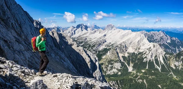 Njuter Utsikten Toppen Berget Prisojnik Juliska Alperna — Stockfoto