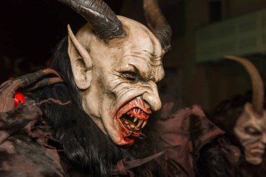 Podkoren, Slovenija - 30th Kasım 2018: Kimliği belirsiz 