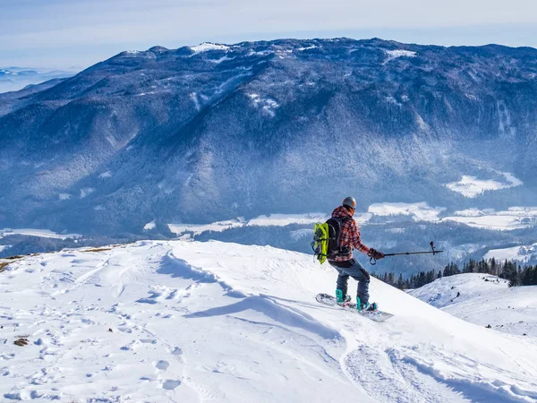 Lepenatka Slovenia Gennaio 2019 Snowboarder Fondo Con Action Camera Board — Foto Stock