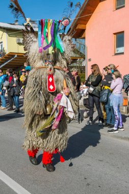Vir, Slovenya - 3rd Mart 2019: Slovence Ulusal maskeleri 