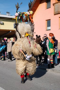 Vir, Slovenya - 3rd Mart 2019: Slovence Ulusal maskeleri 
