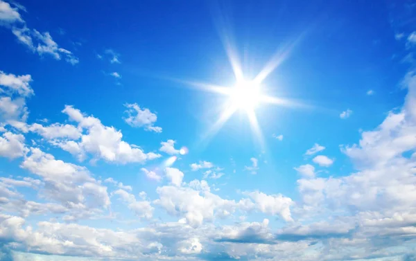 Sonne Blauen Himmel Mit Wolken — Stockfoto