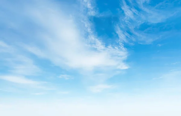 Blauer Himmel Mit Wolken — Stockfoto