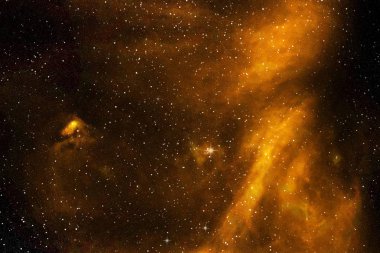 Yıldızlar ve nebula ile gece gökyüzü 