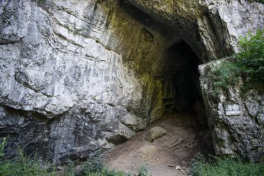 Bull Rock Mağarası Czech Cumhuriyeti Moravya Yazı