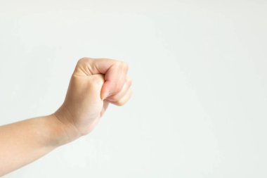 Masaj için avuç içi ve parmak sıkma ve kas gevşetmek bir elin yakın çekim.