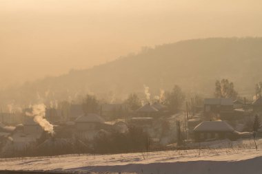 Sibirya'da Nehri'nde Kış kış soğuk günbatımı
