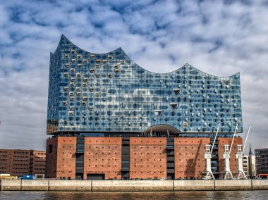 Hamburg elbphilamornie dönüm noktası