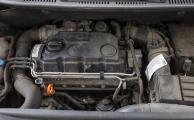 Kaputun altında dizel motor