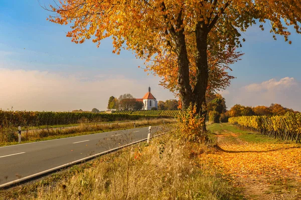 Kleine Kirche Bayern Einer Seitenstraße Goldenen Oktober — Stockfoto