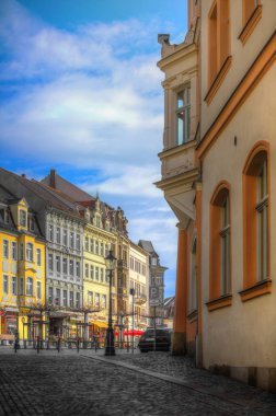 Saygıdeğer kent sabahları