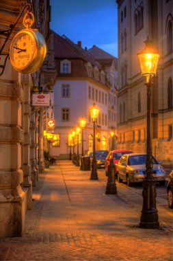 Akşam saygıdeğer kent