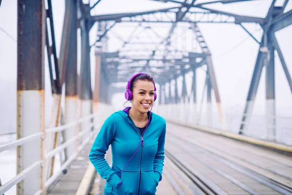 Ritratto Ravvicinato Atleta Allenamento Sul Ponte — Foto Stock