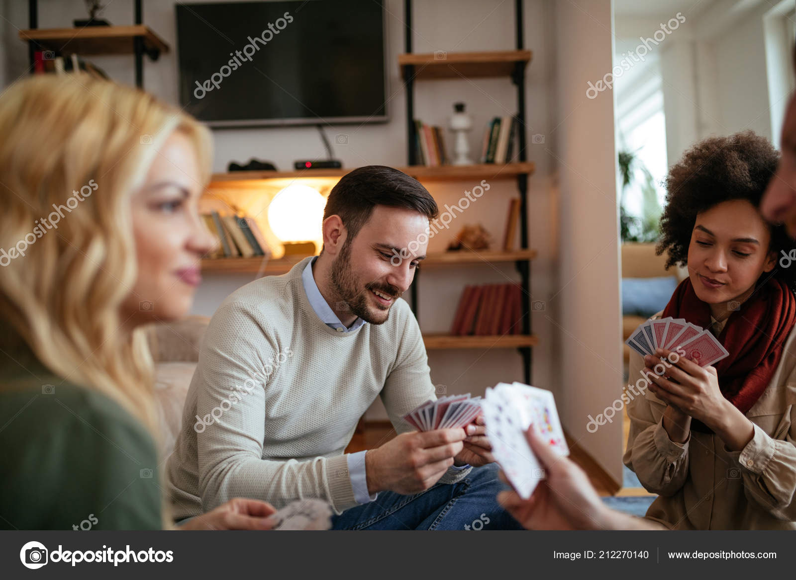 友人のトランプの家で ストック写真 C Bernardbodo