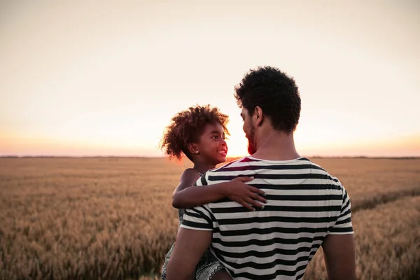 Ogni famiglia ha una storia, facciamo conoscere la nostra ! — Foto Stock