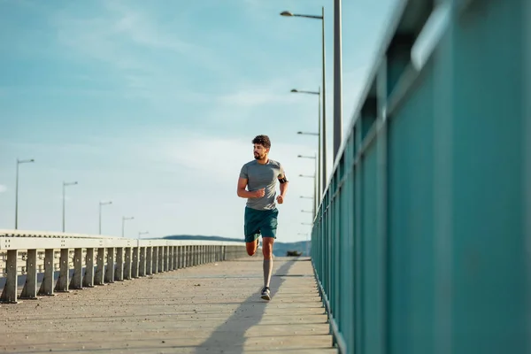 Guapo Afroamericano Hombre Corriendo Aire Libre —  Fotos de Stock