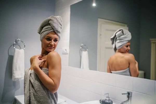 Beautiful Young Woman Wrapped Towel — Stock Photo, Image