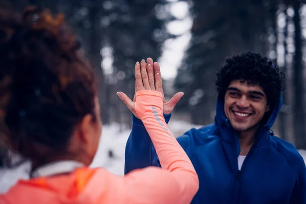 Young Sports Couple Doing High Five — Stock Photo, Image