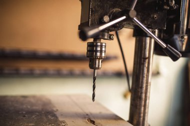 Marangoz sondaj atölye yakın çekim.