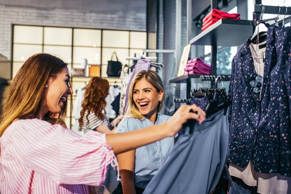 Shot Two Friends Shopping Together Store — Stok Foto