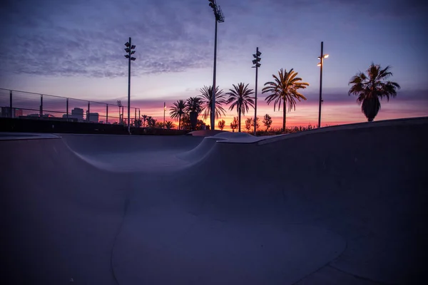 Foto Van Een Lege Skatepark Barcelona — Stockfoto