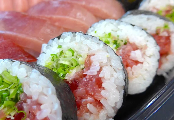 Japansk Sushi Med Fisk Restaurang — Stockfoto