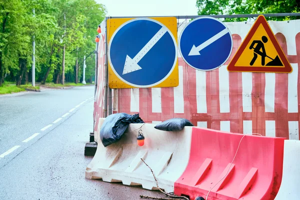 Segnaletica Stradale Sulla Strada Piano Generale — Foto Stock