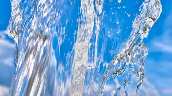 Wasserstrahlen Der Luft Bei Kurzfristiger Belichtung — Stockfoto