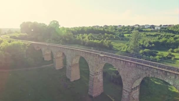 Den Gamla Järnvägsbro Byggdes Västra Ukraina Ternopil Region Flygfoto Solig — Stockvideo