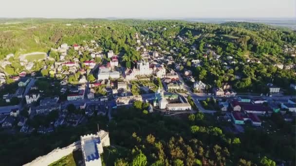 Krynets desde la vista de las aves, región de Ternopil, Ucrania — Vídeo de stock