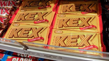 Bir mağazada İsveç çikolatası: Japp, Sport, Kex, Plopp, Daim, Marabou