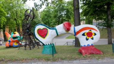 Moderna Müzesi. Stockholm Modern Sanatlar Müzesi, İsveç 'in orta Stockholm kentindeki Skeppsholmen adasında yer alan bir müzedir.