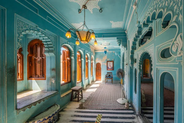 Udaipur Indien Februari 2018 Vackra Blå Färgade Rum Inne Udaipur — Stockfoto