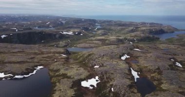 Barents Denizi kıyı şeridinin havadan görüntüsü