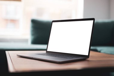 Laptop sehpa boş ekran ile