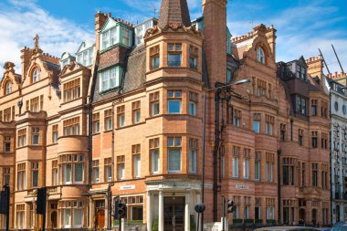 Londra, İngiltere - 25 Ağustos 2017: Konut ARIA Kensington ve Chelsea. Cadogan kapısı sıra periyodik binalar ile. Londra'nın merkezinde lüks özelliği.