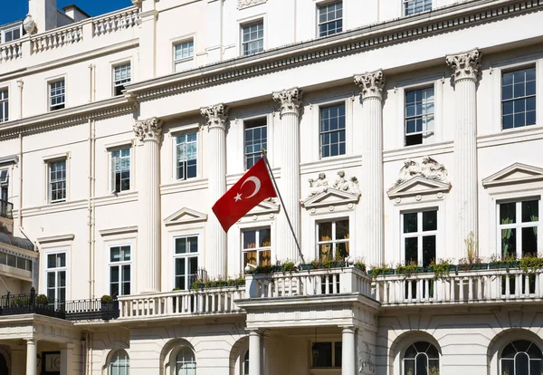 Londra, İngiltere - 25 Ağustos 2017:Turkey Belgravia Büyükelçiliği. 