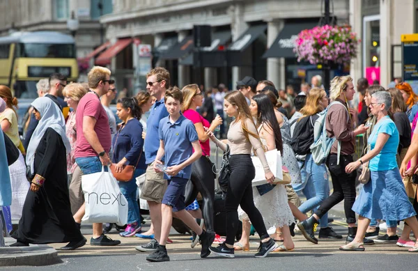 London August 2016 Menschenmenge Der Regent Street Touristen Einkäufer Und — Stockfoto