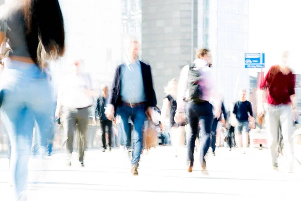 London June 2018 Business People Office Workers Crossing Road Walking — Stock Photo, Image