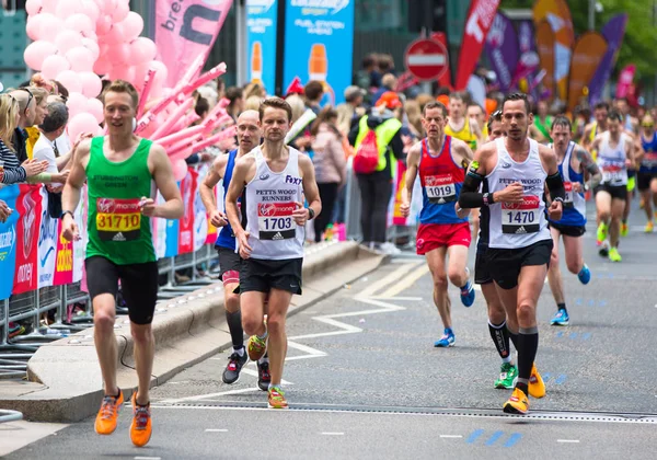 Londra Ngiltere Nisan 2019 Londra Maratonu Nda Yarışan Çok Sayıda — Stok fotoğraf