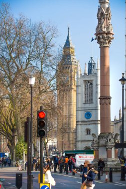 Londra, İngiltere - 27 Haziran 2019: Big Ben and Houses Parliament. Londra, İngiltere